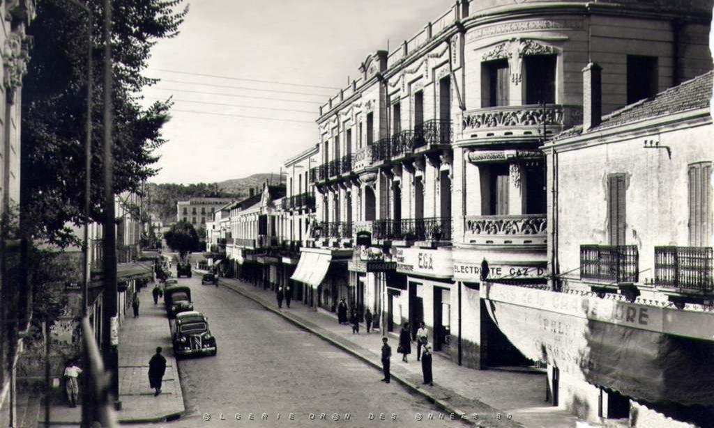 TIARET 1965  RUE BUGEAUD.JPG